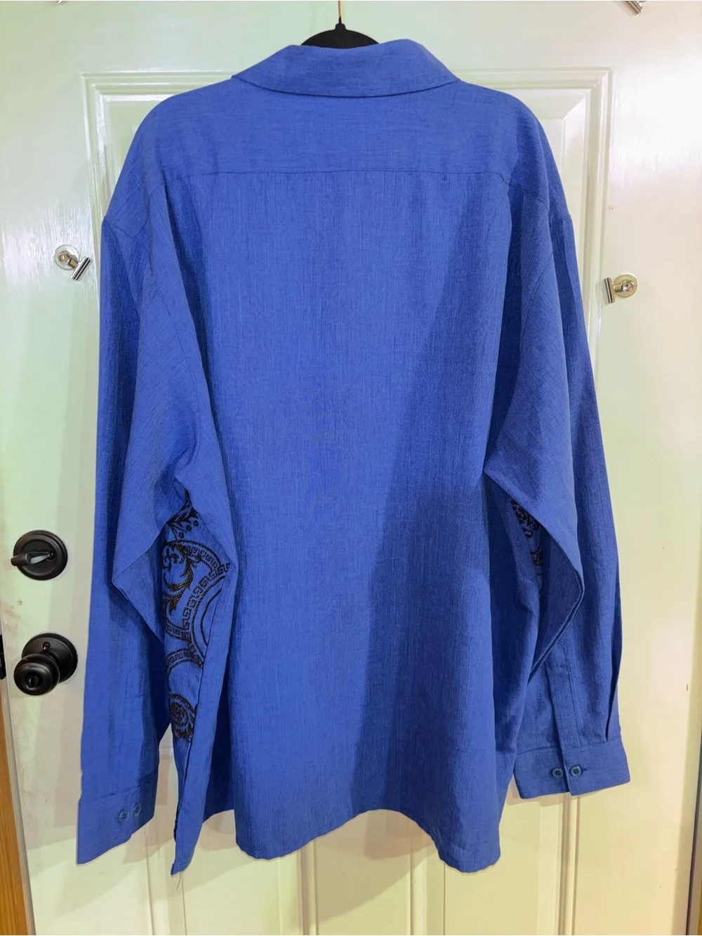 Men's Blue Long-Sleeve Button-Up Shirt with Black Medallion Print